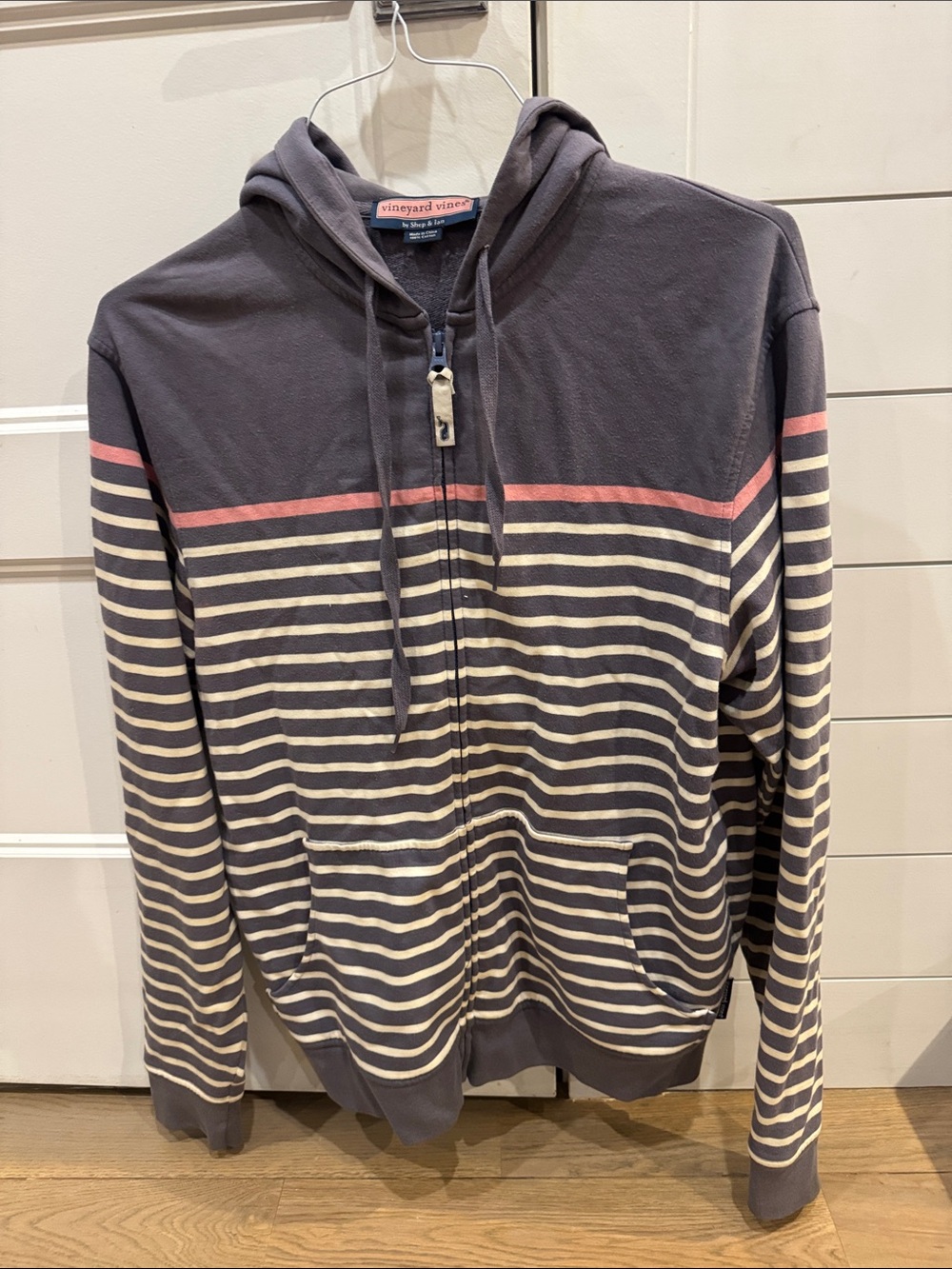 Vineyard Vines Navy Zip-Up Hoodie with Cream Stripes and Pink Rail